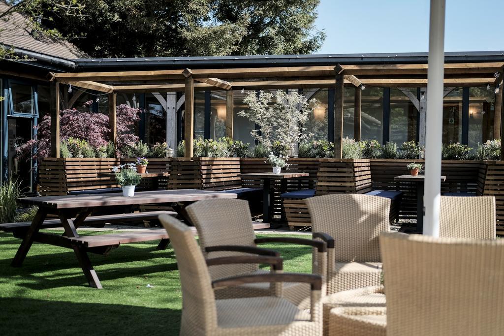 Cromwell Arms Country Pub With Rooms Romsey Esterno foto