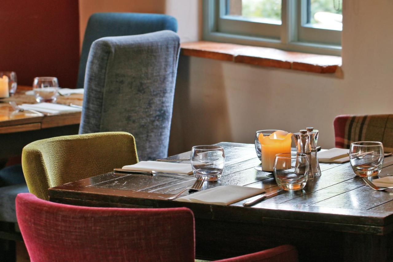 Cromwell Arms Country Pub With Rooms Romsey Esterno foto