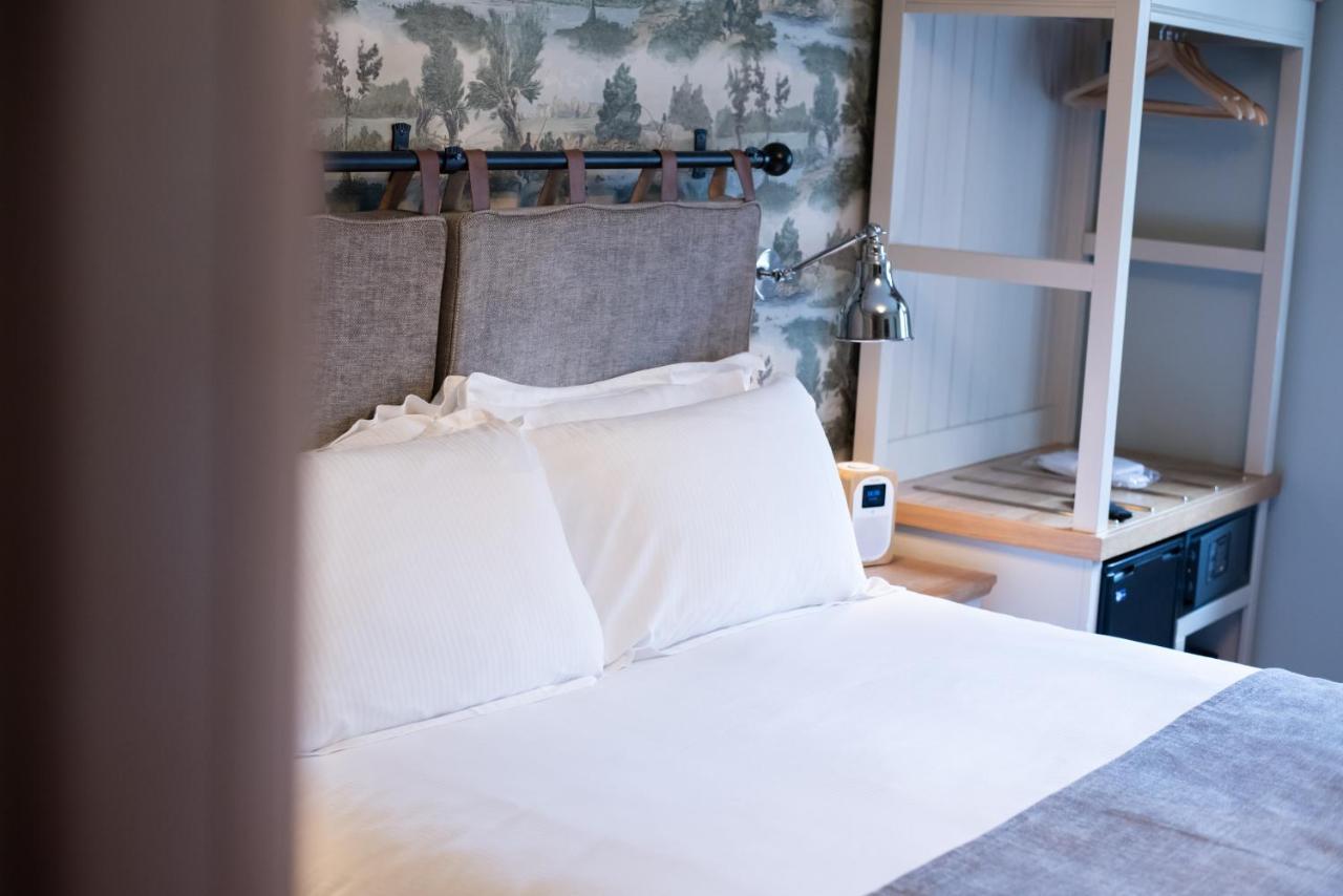 Cromwell Arms Country Pub With Rooms Romsey Esterno foto
